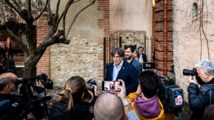 Independentista Puigdemont será candidato en regionales catalanas de mayo