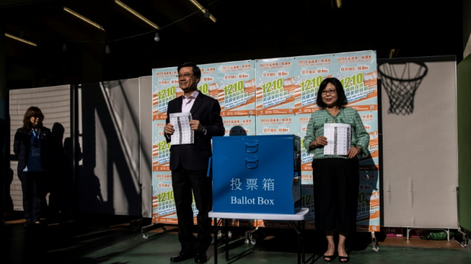 Baja participación histórica en la elección de "solo patriotas" en Hong Kong