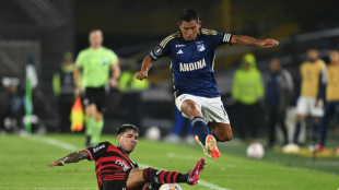 Flamengo empata com Millonarios (1-1) em Bogotá em sua estreia no Grupo E da Libertadores