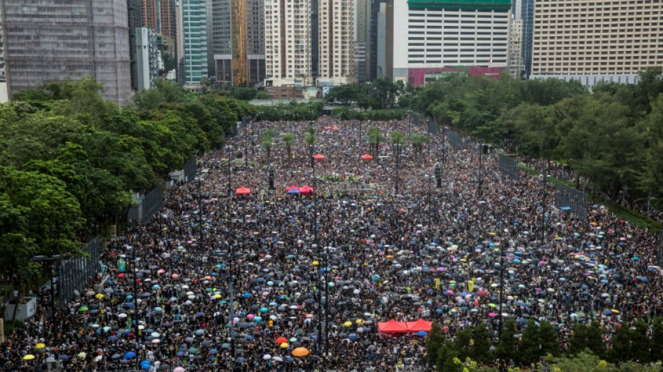 La condena a siete activistas prodemocracia en Hong Kong, parcialmente anulada