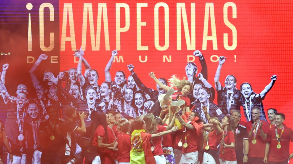 Madrid celebra el título con las campeonas del mundo