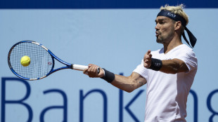 Gstaad, Fognini in rimonta vola ai quarti