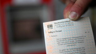 Kritik aus den Ländern an Plänen des Bundes zur Neun-Euro-Ticket-Nachfolge 