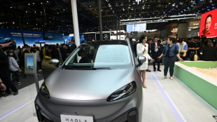 UE ameaça China com aumento de tarifas sobre carros elétricos