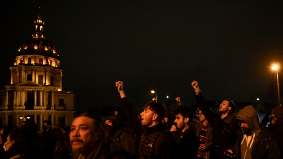 "Be water", la imprevisible táctica de los manifestantes en París