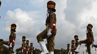 India conmemora el día nacional con un gran desfile militar