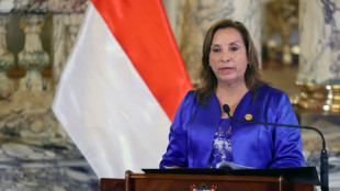 MP do Peru investigará presidente por não informar sobre cirurgia no nariz