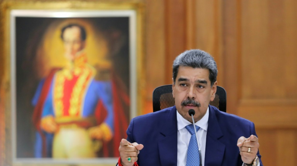 Nicolás Maduro, "un presidente obrero" que gobierna con mano de hierro