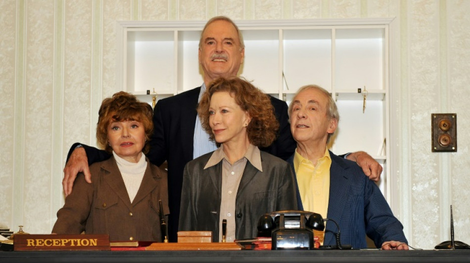 Do mention the reboot: 'Fawlty Towers' to return