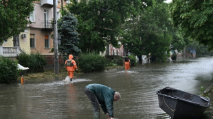 Autoridades ucranianas reportan 35 desaparecidos por las inundaciones