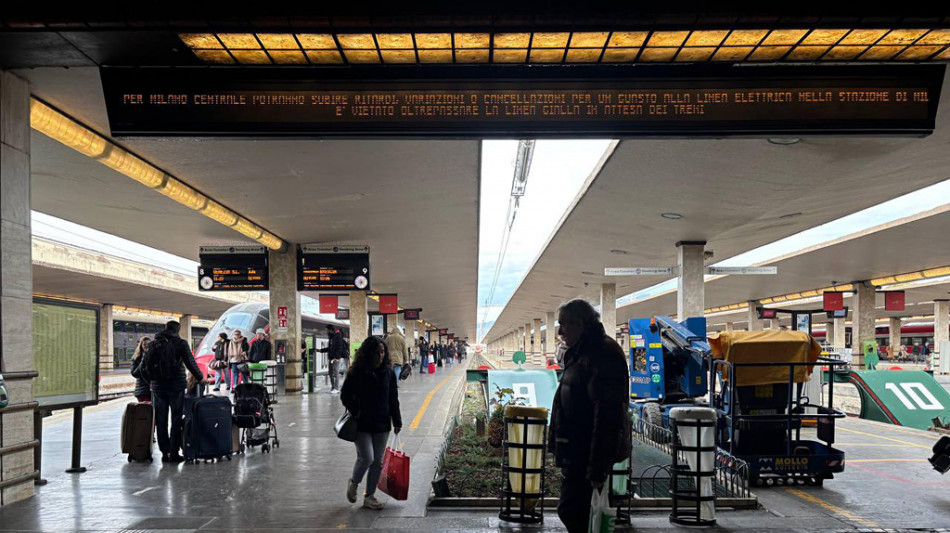 Guasto al nodo ferroviario di Milano, ritardi di oltre un'ora