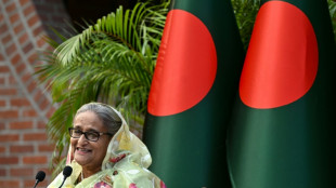 Hasina celebra su "victoria" en unas elecciones en Bangladés boicoteadas por la oposición