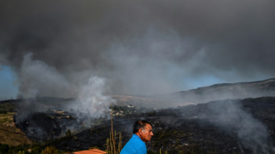 Waldbrand in Portugal wütet weiter - Heftige Gewitter in Frankreich