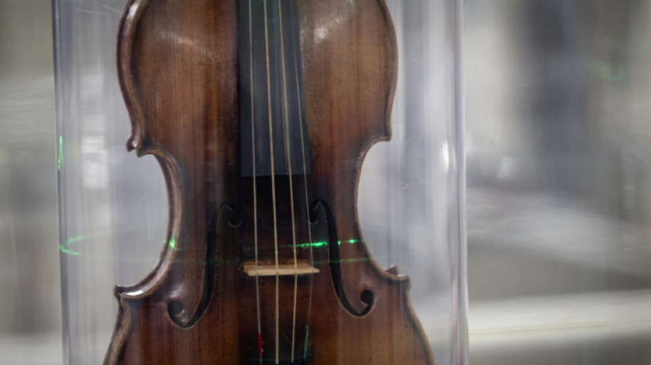 Le plus célèbre violon de Paganini révèle ses secrets aux rayons X