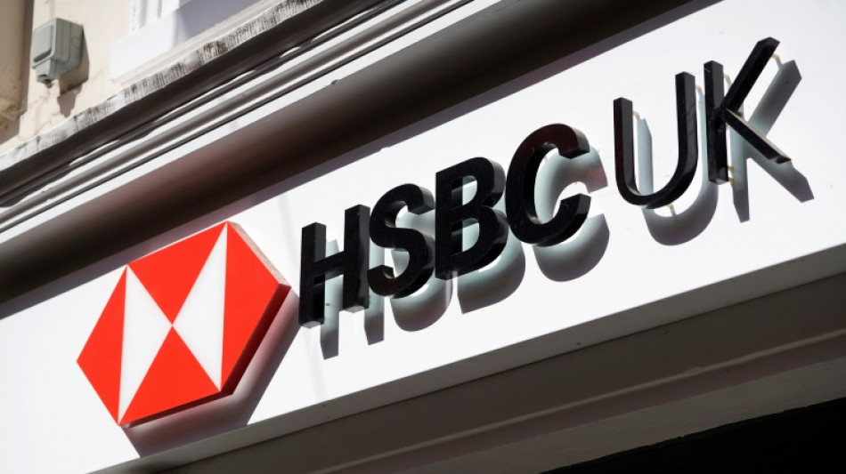 HSBC shuts more UK branches as banking goes online