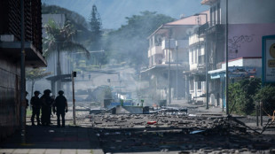 Nouvelle-Calédonie: deux indépendantistes écroués à Nouméa sur fond de reprise des violences