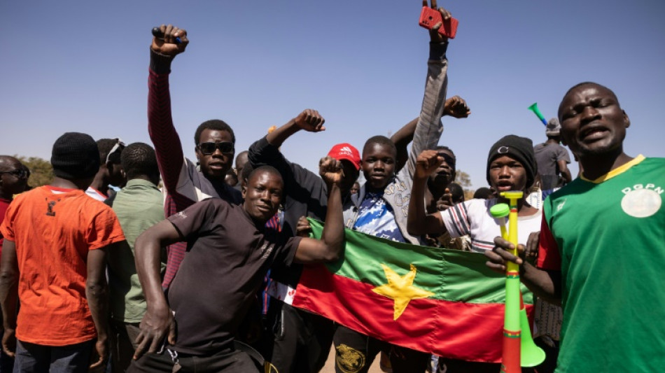 Burkina junta faces worldwide criticism but wins popular support