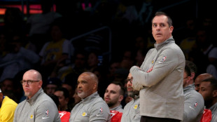 NBA: les Lakers limogent leur entraîneur Frank Vogel