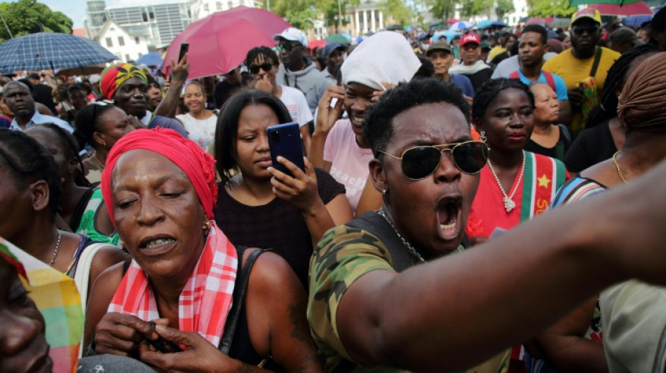 Protesta en Surinam por altos precios termina en disturbios