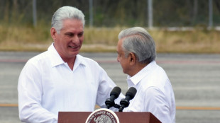 Presidente de México garantiza apoyo a Cuba, incluso con petróleo