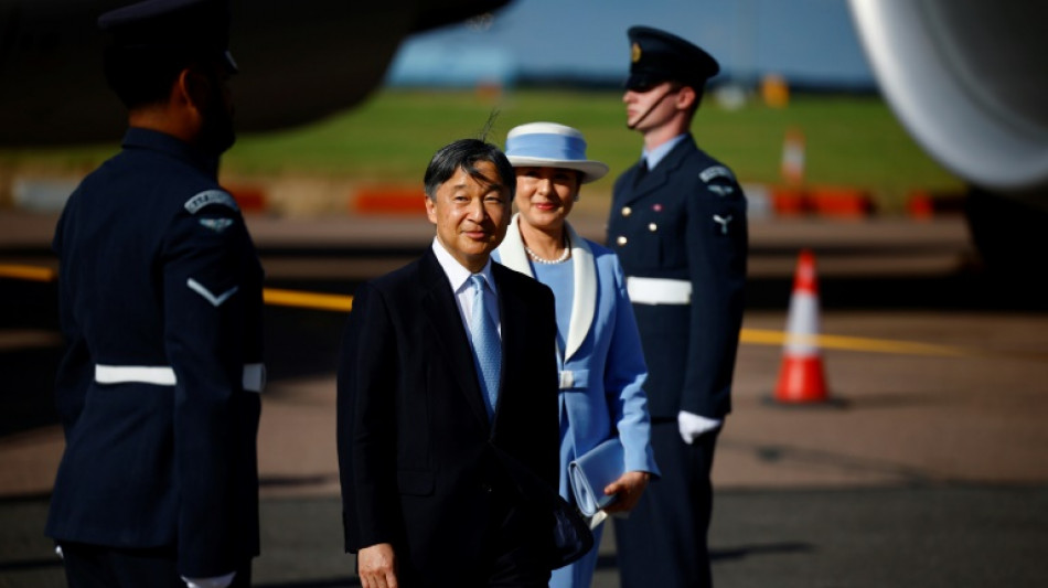 L'empereur du Japon arrive au Royaume-Uni pour une visite d'Etat de trois jours