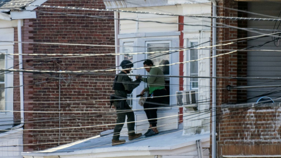 Policía de EEUU captura a sospechoso de matar a tres personas en dos tiroteos