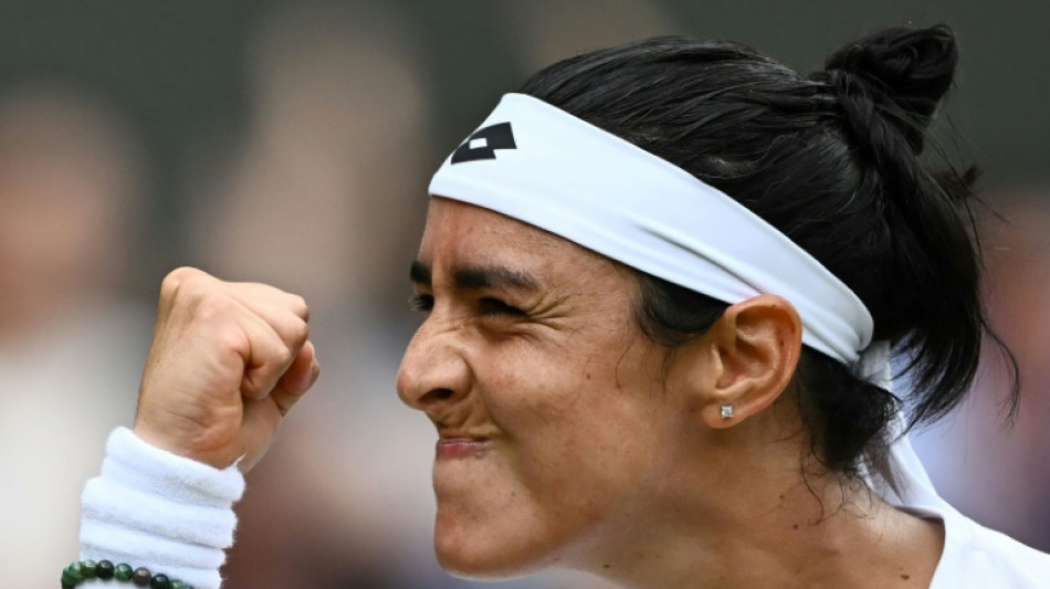 La tunecina Jabeur pasa a semifinales de Wimbledon al vencer a Rybakina