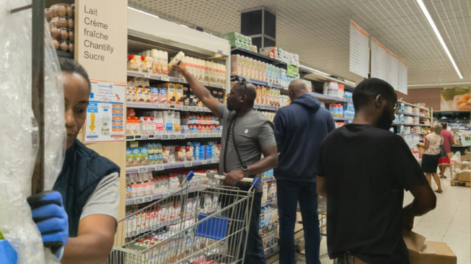 Martinique: au supermarché, le calvaire des prix élevés