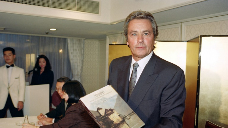 Alain Delon: a 'god' in Japan