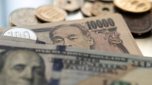 Asian markets track weak US lead, eyes on yen