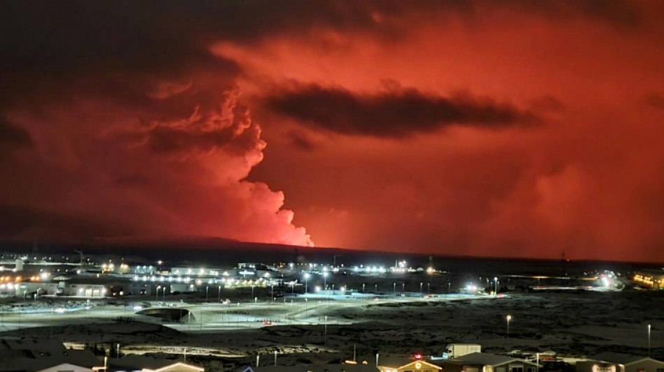 Erupção vulcânica diminui de intensidade na Islândia e população retoma rotina