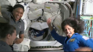 Les astronautes acheminés par Boeing jusqu'à l'ISS n'y sont pas "bloqués", assure la Nasa