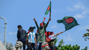 Bangladesh: la Première ministre quitte son palais pris d'assaut par des milliers de manifestants