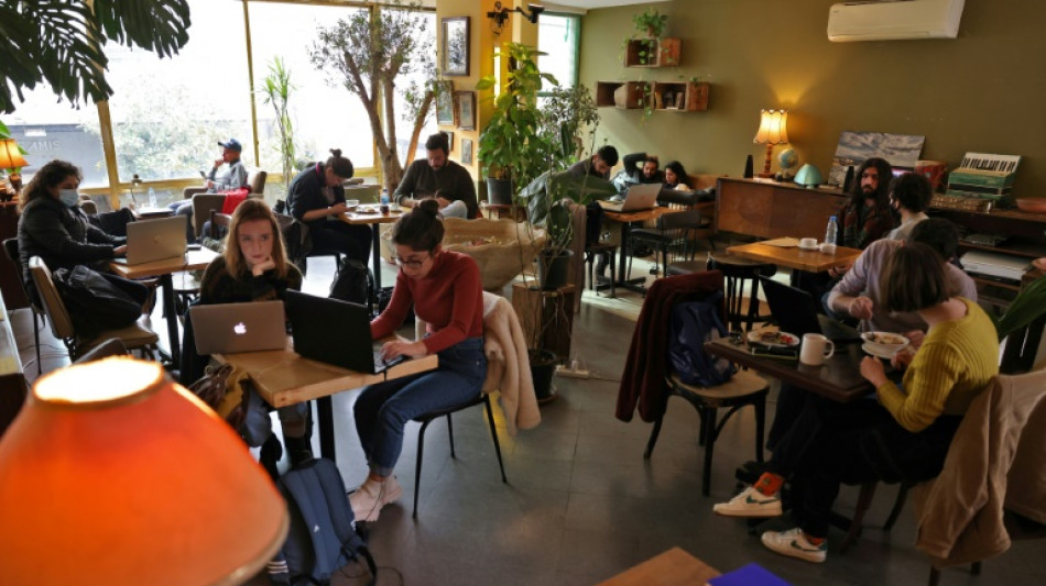 Au Liban, la culture des cafés revit grâce à la crise