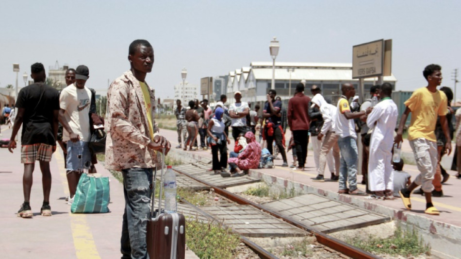 Túnez y Libia acuerdan compartir la acogida de migrantes bloqueados en la frontera