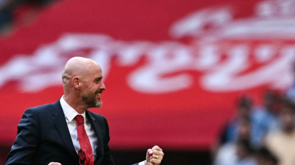 Erik ten Hag signs new deal at Manchester United