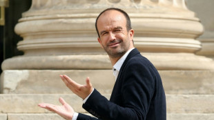 Negociações estagnadas na esquerda francesa para designar um candidato a primeiro-ministro