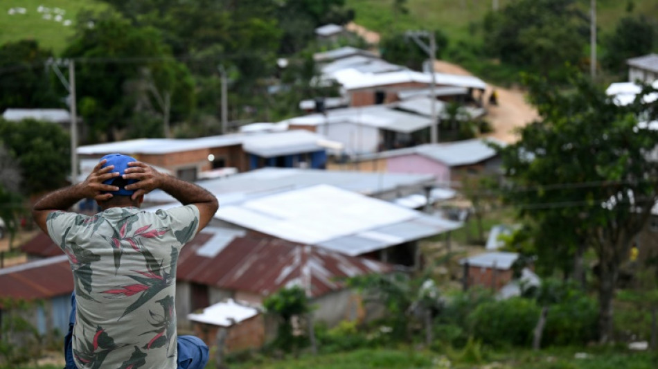 'Obedeça e fique em silêncio': a realidade de regiões colombianas sob o domínio de grupos armados