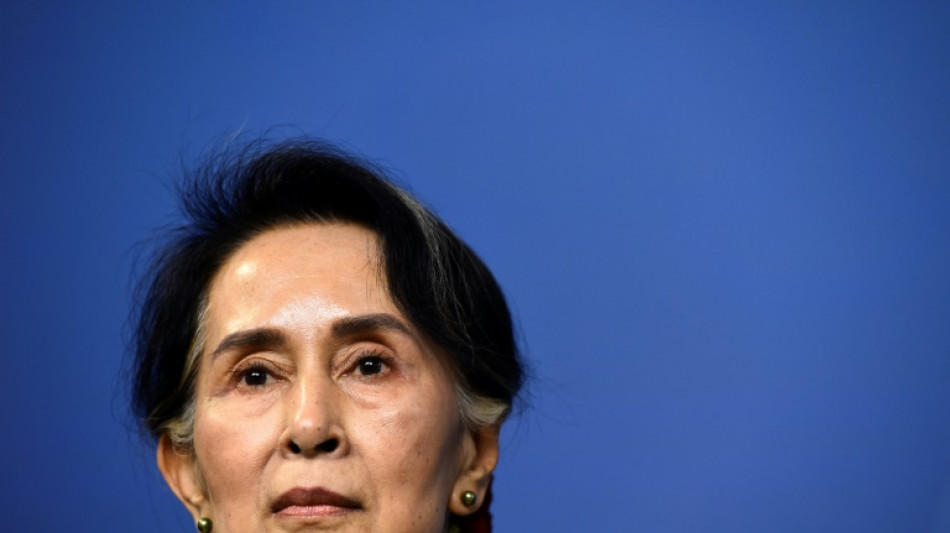 La líder birmana Aung San Suu Kyi, condenada a un total de 33 años de cárcel