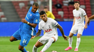 Tottenham vence amistoso en Singapur con hat-trick de Richarlison