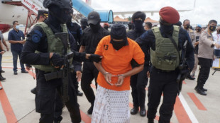 Líder islamista de Indonesia condenado a 15 años de cárcel por atentados de Bali