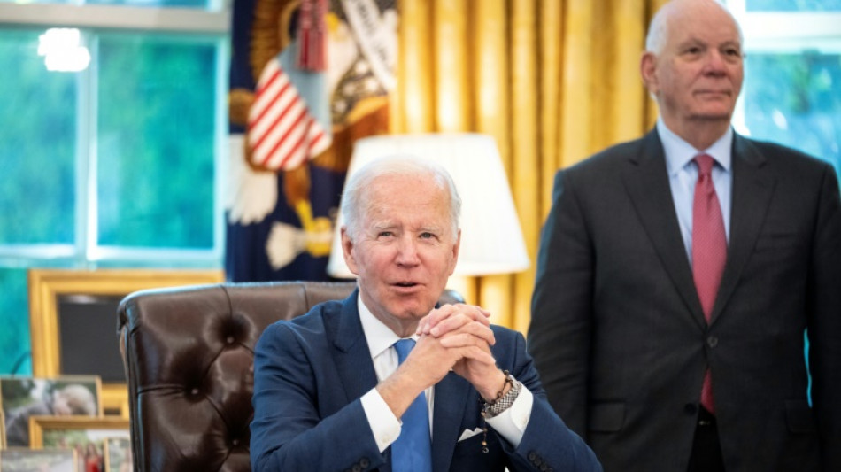 Biden logra principio de acuerdo con republicanos para evitar "default catastrófico" en EEUU