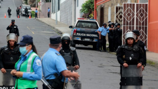 La policía de Nicaragua ingresa a la residencia de obispo crítico de Ortega