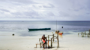 Pescadores nômades da Indonésia voltam à terra firme por causa da mudança climática