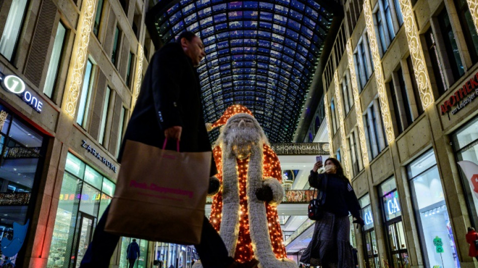 Handel rechnet mit schwachem Weihnachtsgeschäft - Verlagerung zum Online-Handel