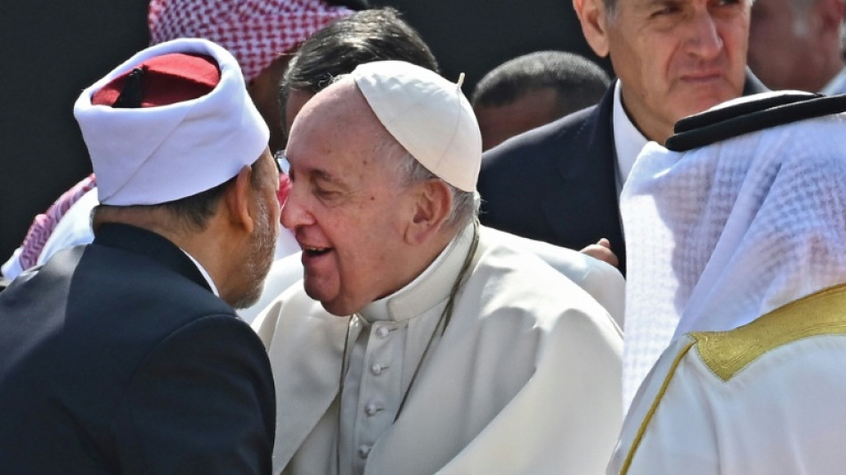 Pope calls for global unity ahead of grand imam meeting in Bahrain