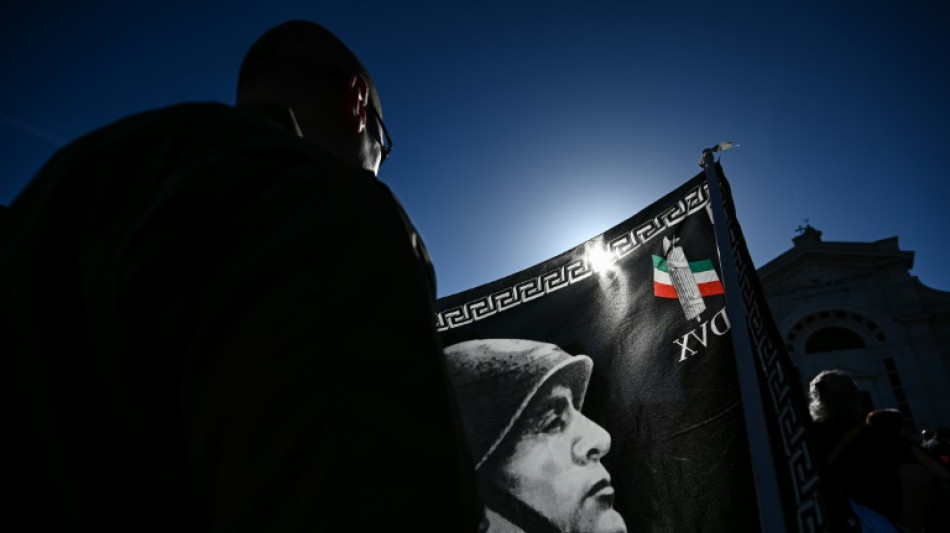 Mussolini supporters mark 'March on Rome' centenary