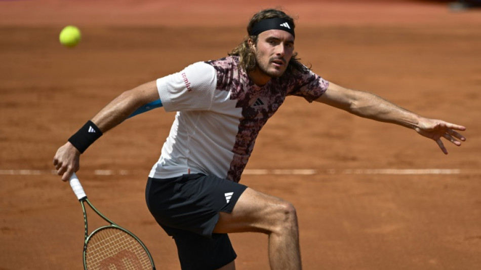 Tsitsipas pasa a semifinales en Barcelona tras derrotar a De Miñaur