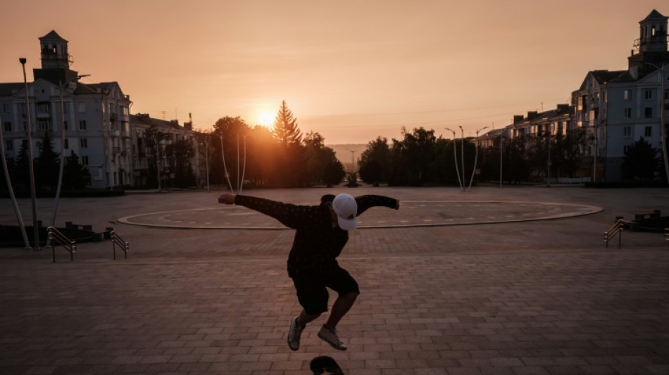 Sur le front ukrainien, Roman, skateur devenu "roi des rues" de Kramatorsk