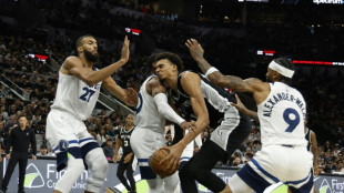 NBA: les Spurs solides, Cleveland engrange